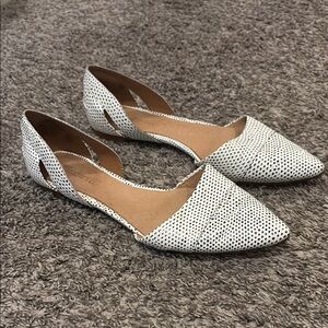 Madewell Women's White Dotted Flats - leather - size 7.5 - pointed toe